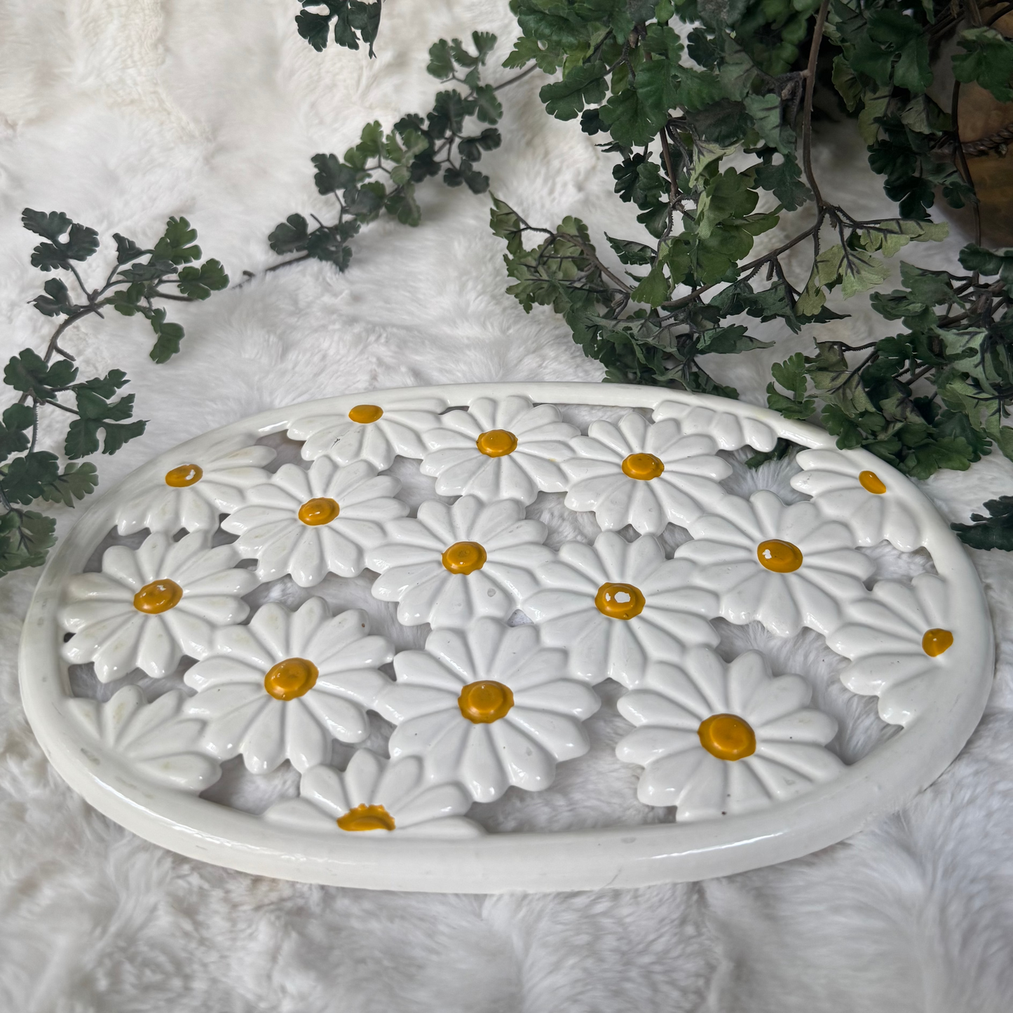 Ceramic Daisy Tray